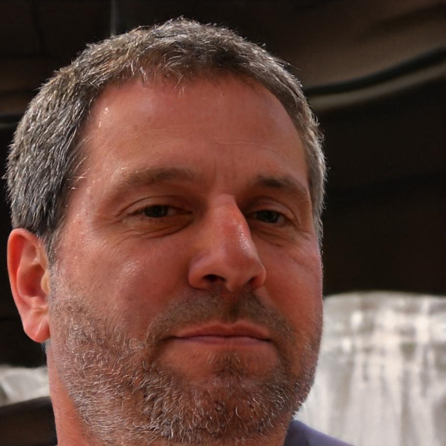Portrait de Fabien Deschamps
